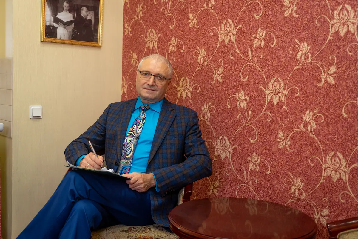 Андрей Бобровский о панических атаках Бобровский Андрей Вениаминович, к.м.н., врач-психотерапевт, санаторий Тюрьма для жира, о панических атаках