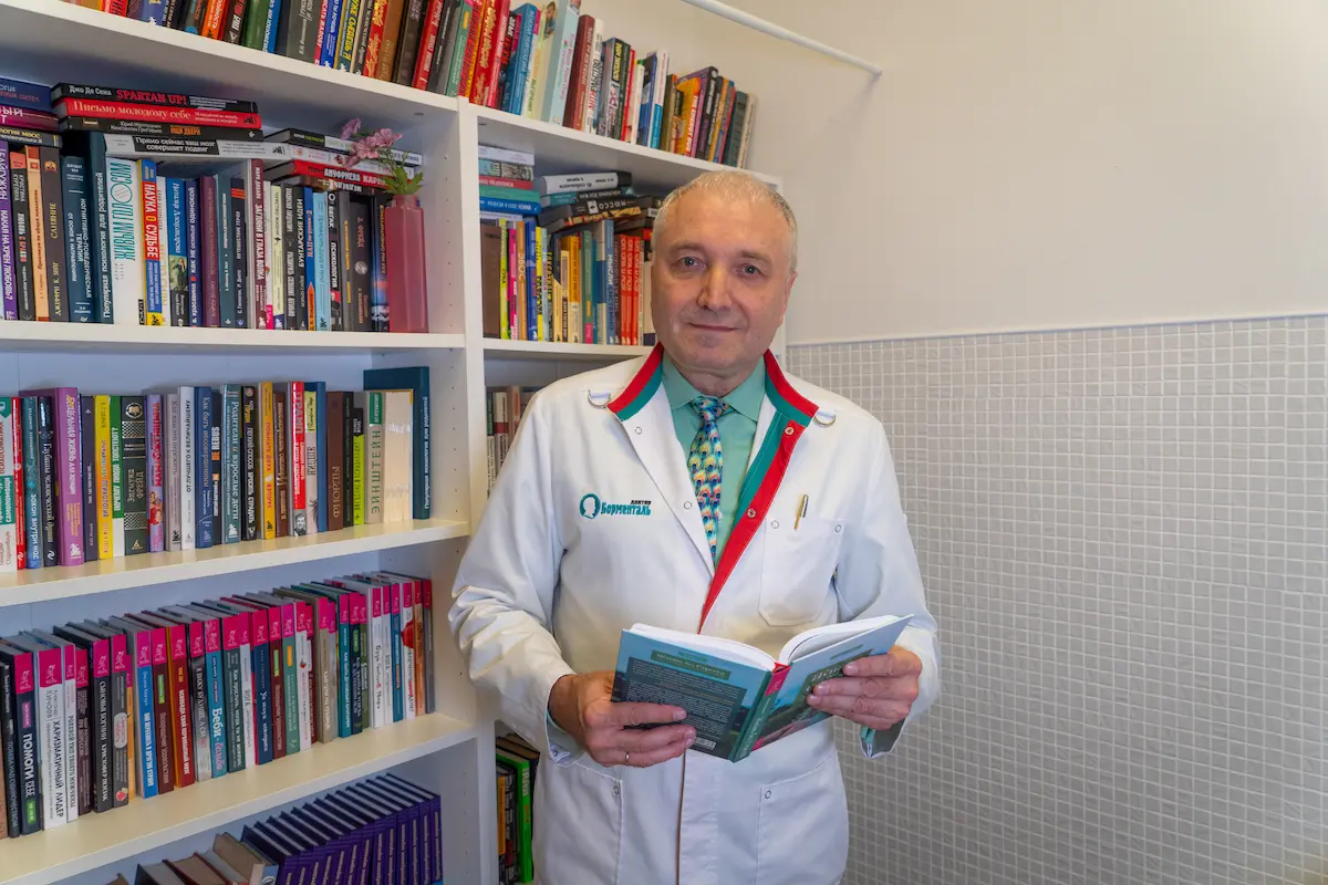 Бобровский Андрей Вениаминович, к.м.н., врач-диетолог, о том, чем опасен Семавик без рецепта